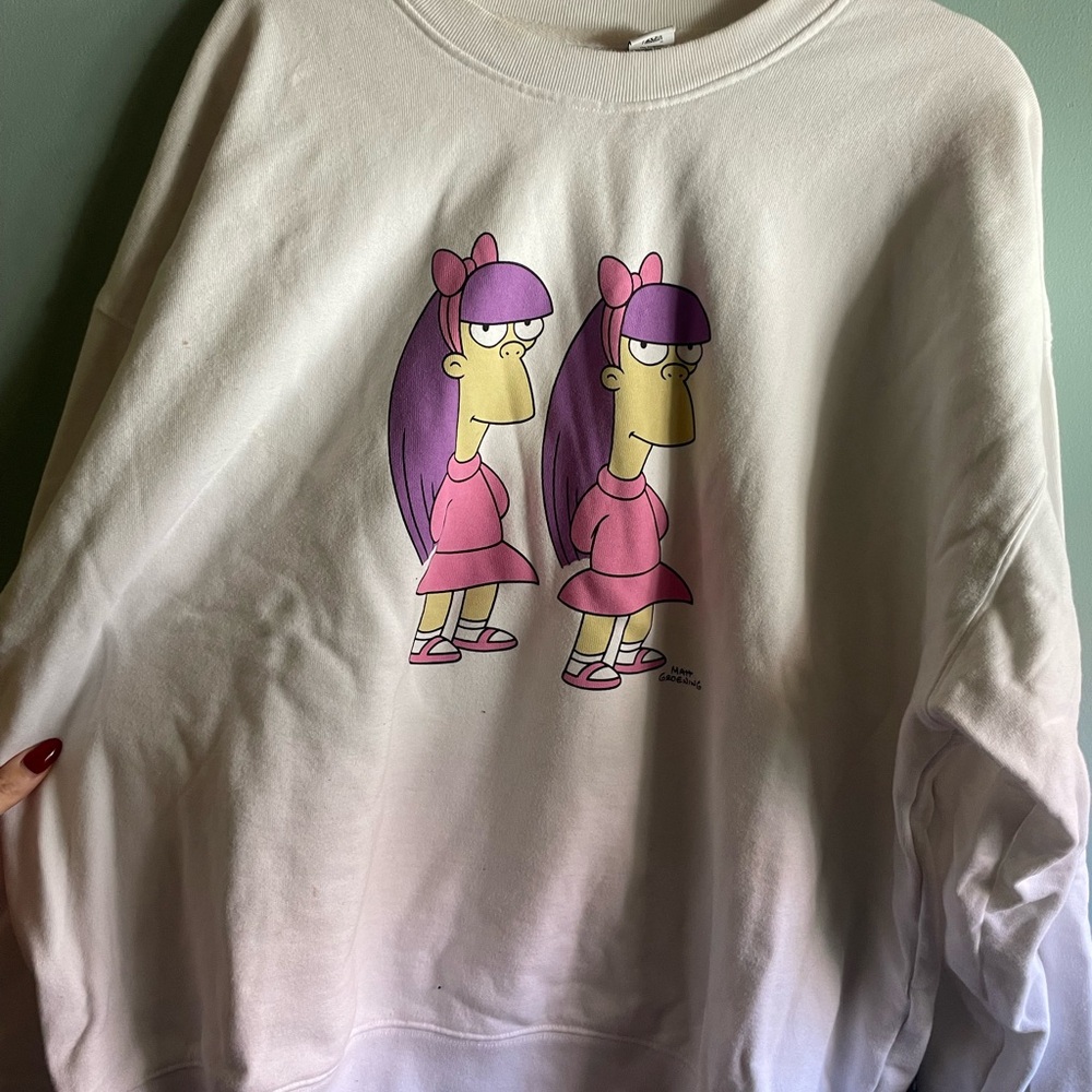 Women's White and Pink Graphic Sweater